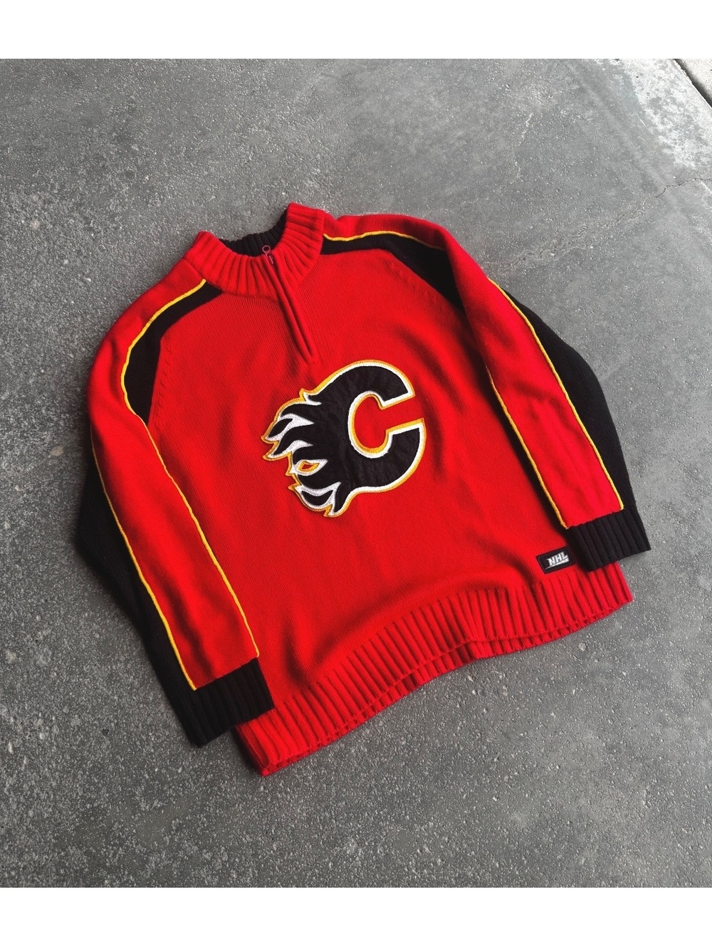 Y2K NHL Calgary Flames Quarter Zip Sweater
